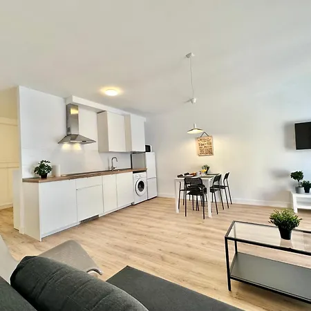 Sunny Seas Hideaway 公寓 *